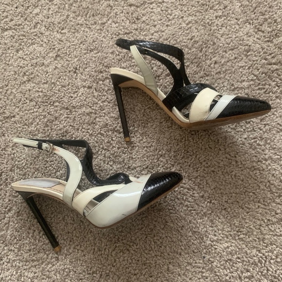 Dior heels - Picture 1 of 4